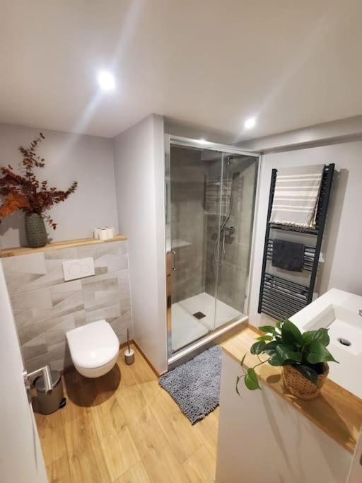 Apartamento Sur Le Chemin Du Cens Orvault Exterior foto